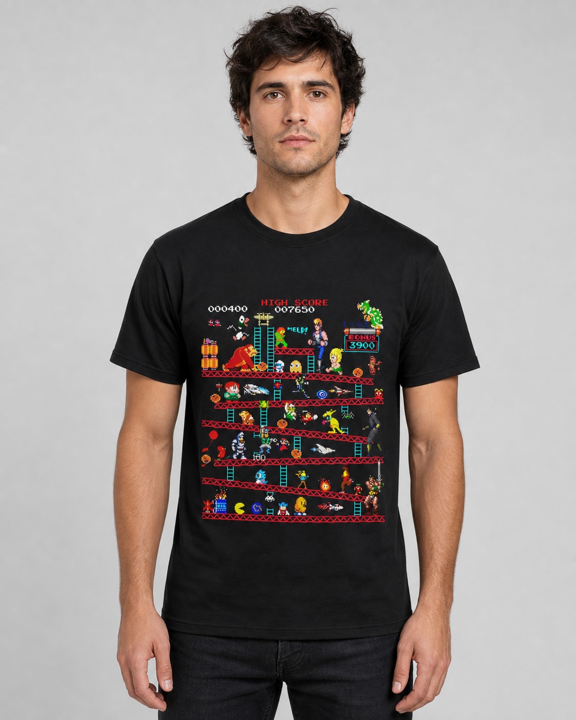 Remera Videojuegos Retro - frente con modelo