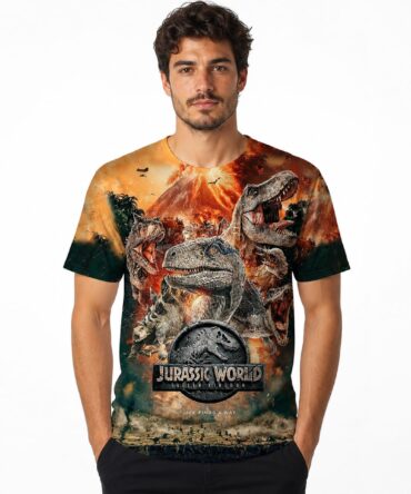 Remera Jurassic World - frente con modelo humano