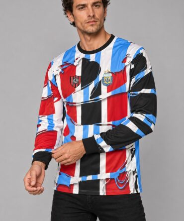 Remera Chacarita Argentina manga larga, frente y dorso