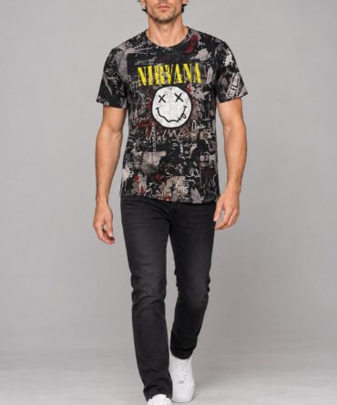 Remera Nirvana Smiley Grunge — modelo Ranwey y fotos reales