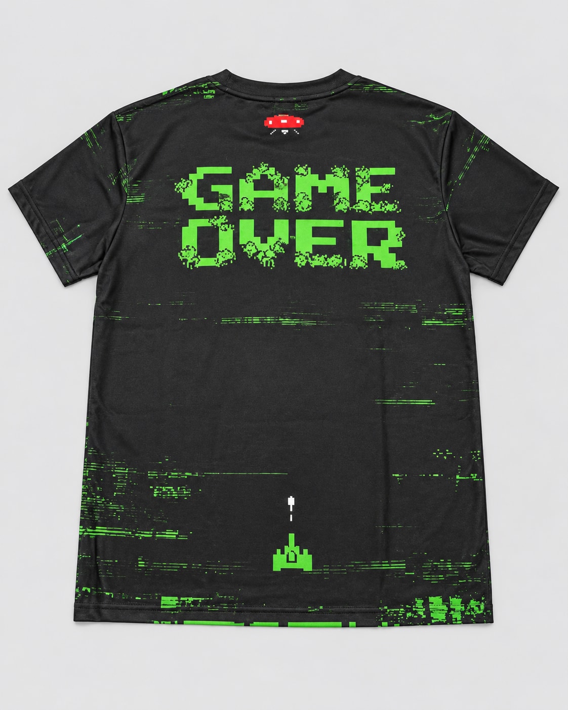 Remera Space Invaders - foto real mejorada