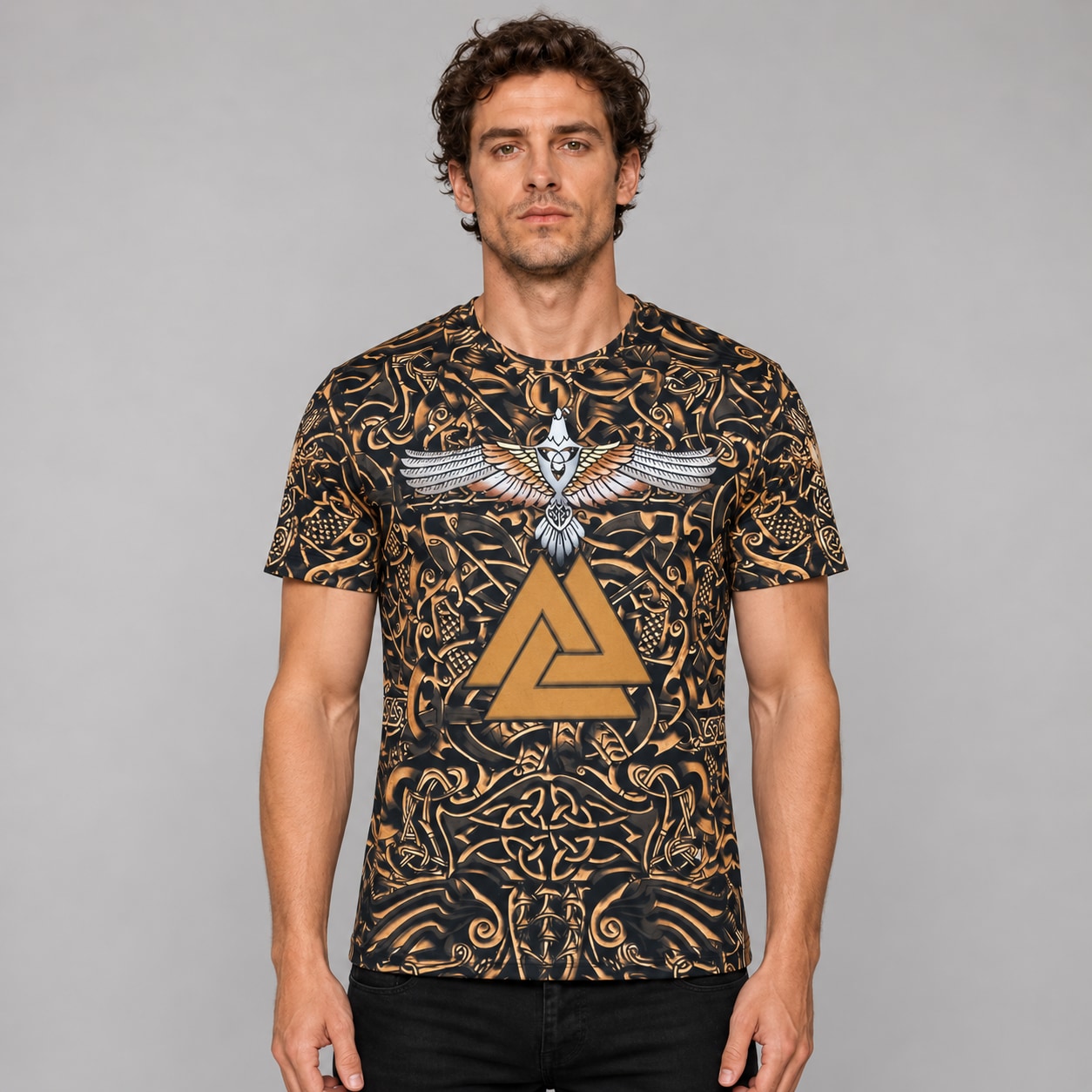 Remera Valhalla Odin UR036 modelo frente