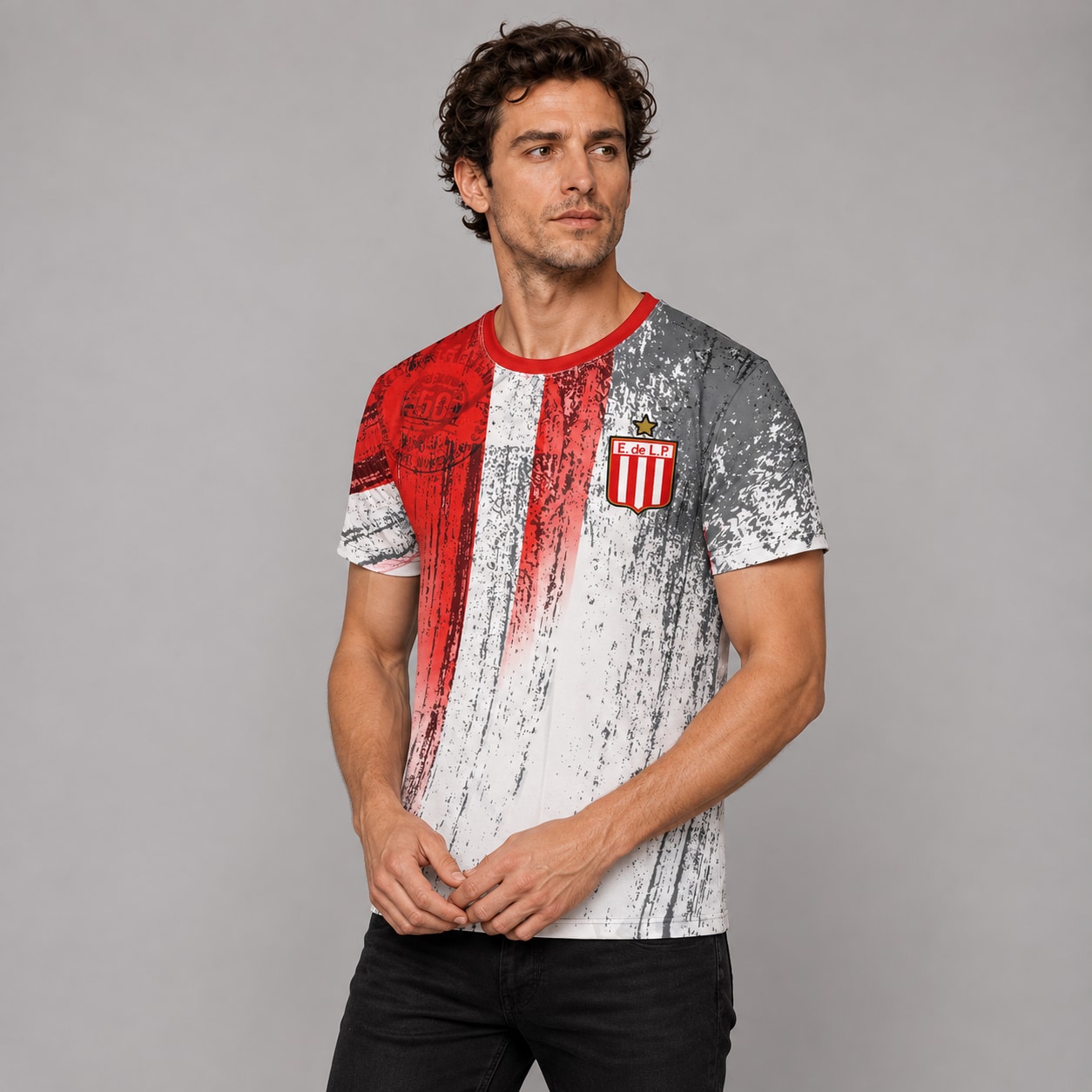 Camiseta Estudiantes FR075 mockup tres cuartos