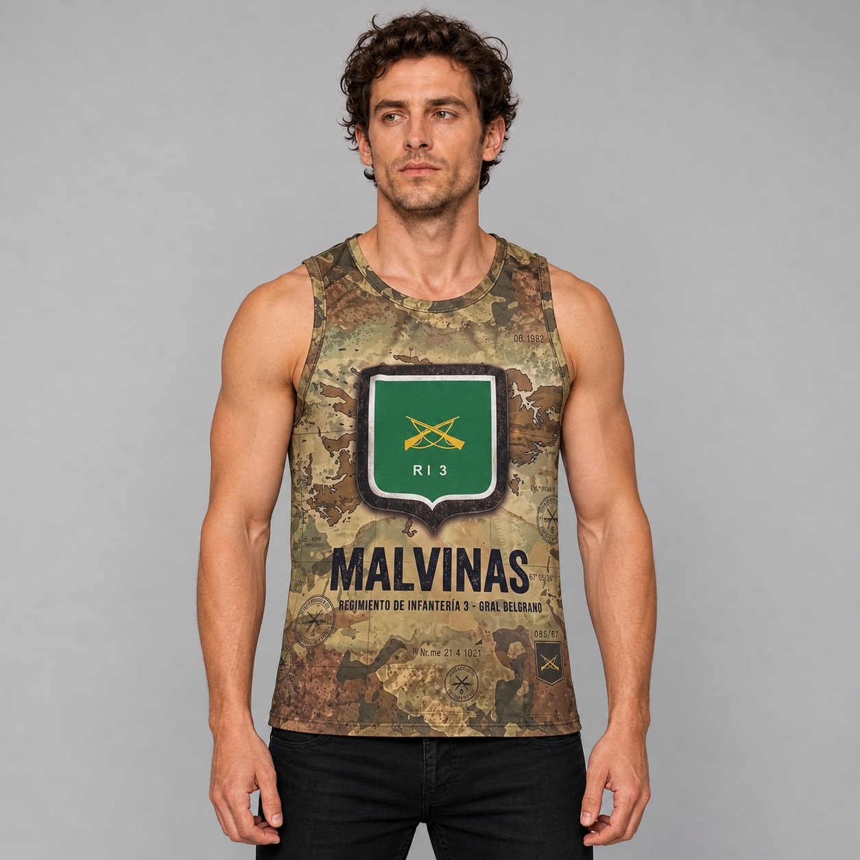 Remera Malvinas RI 3 Ranwey, escudo verde y dorso La Tablada 1982